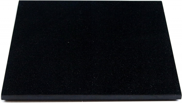 Servierplatte aus seltenem schwarzen Granit, 40x40x1,8cm Naturstein Steinmetzarbeit, eckig, massiv, elegant, Platzteller, Käseplatte Wurstplatte Aufschnittplatte oder Sushiplatte für Festtafel, 8 kg